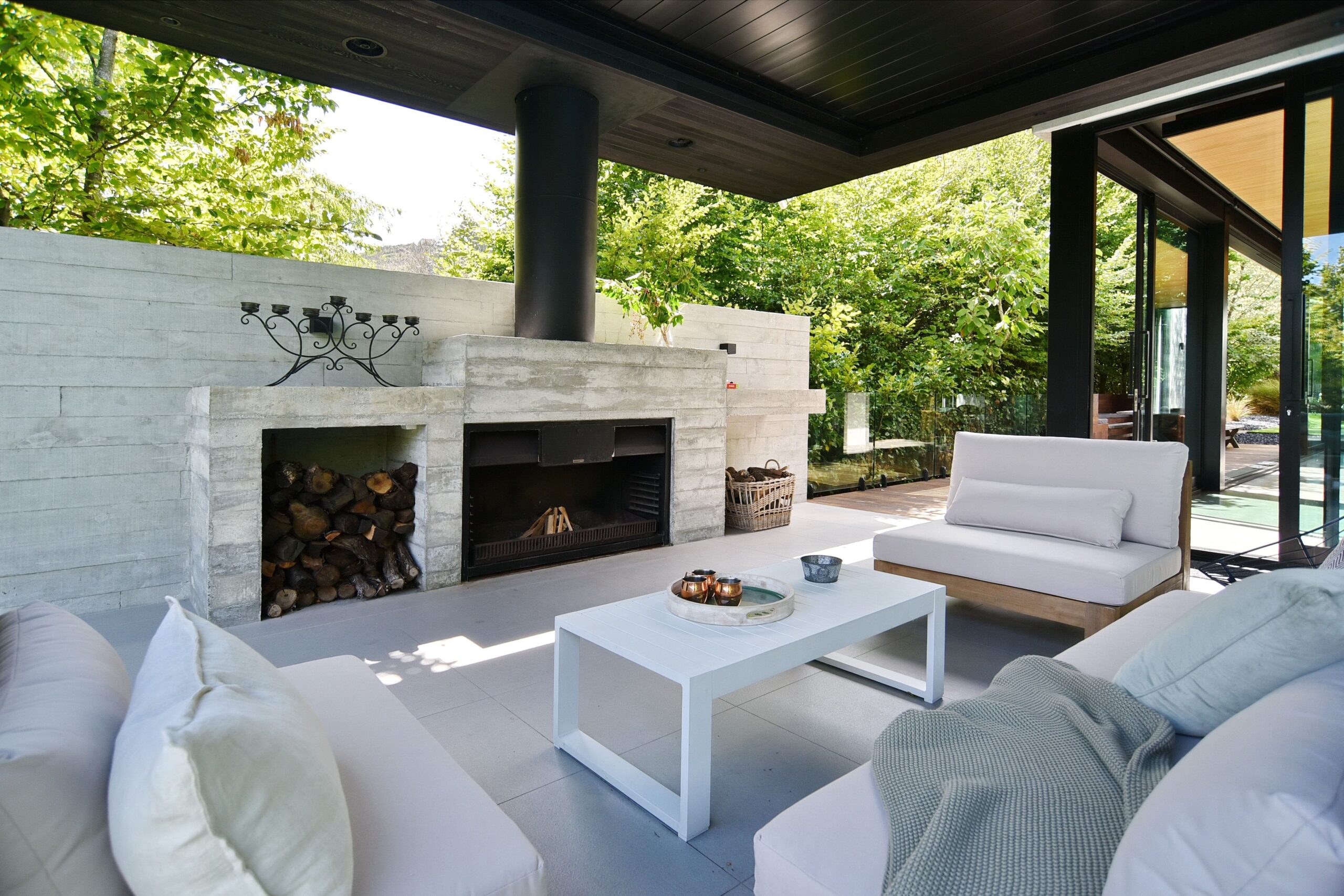 Outdoor Area 2-min